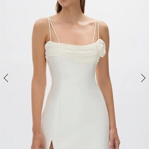 Elegant White Mini Dress